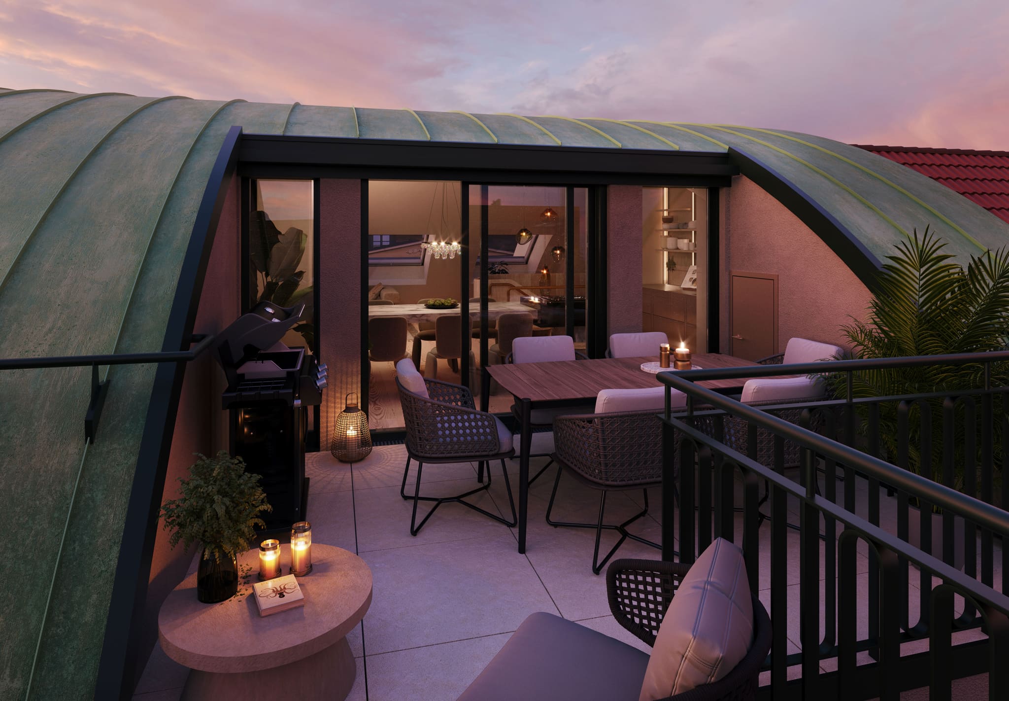 Dachterrasse in der Abenddämmerung mit Esstisch, Kerzen und patinagrüner Dachwölbung